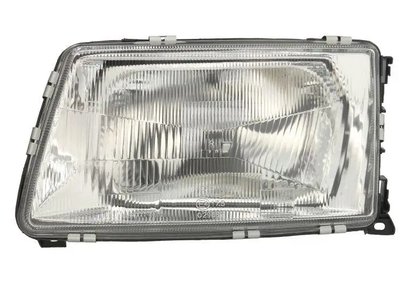 Левая Фара  Audi 100 1982-1991 443941029E