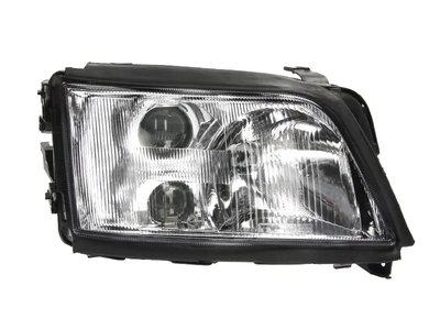 Правая фара Audi 100 1991-1994 4A0941030