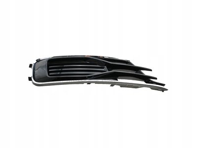 Решітка бампера права Audi A6 C7 2015-2018 4G0807648T94