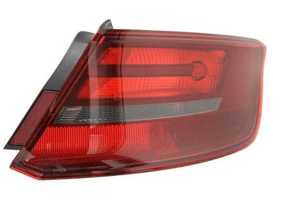 Правий Ліхтар Audi A3 Sportback 2012-2016 8V4945096