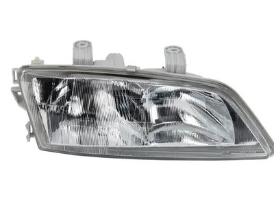 Правая фара  Nissan Primera P11 1996-1999  Под корректор 260102F925