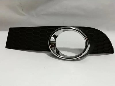 Решетка птф левая Chevrolet Aveo T255 2008-2011 96808145