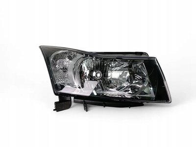 Фара Правая Chevrolet Cruze 2009-2015 Чорн Рамка Коректор 95956271
