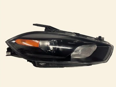 Фара Права Dodge Dart 2012-2016 Чорна 68085140Al