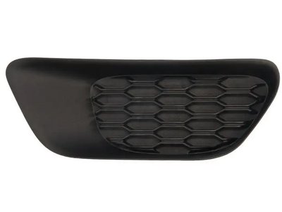 Решітка Бампера Права Dodge Grand Caravan 2011-68100708AA