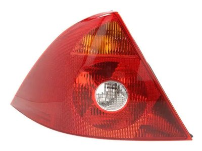 Левая Фара  Ford Mondeo 2001-2003 Дорестайлинг 1S7113A603EF