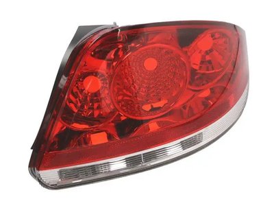 Правий Ліхтар Fiat Linea 2007-