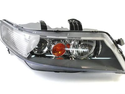 Правая фара  Honda Accord 7 2003-2005 Дорестайлинг 33101SEAG02