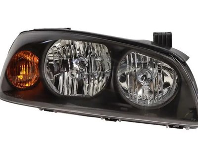 Правая фара  Hyundai Elantra Xd  2004-2006 921042D520