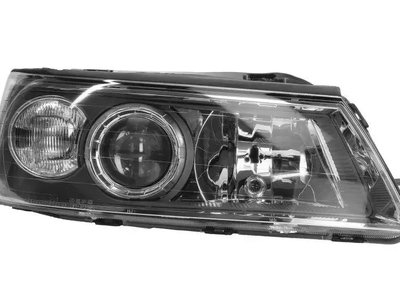 Права фара Hyundai Sonata Nf 2005-2007 Дорестайлінг 924023K020