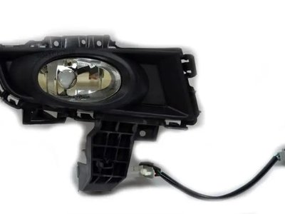 Правая Противотуманка   Mazda 3 Bk Седан 2006-2009 Рестайлинг  кроме Sport BR5J51680D
