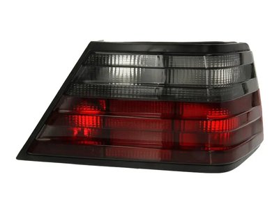 Правий Ліхтар Mercedes W124 A1248203666