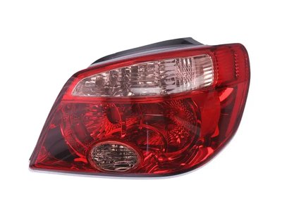 Правий Ліхтар Mitsubishi Outlander 2003-2009 Кром Xl 8330A048