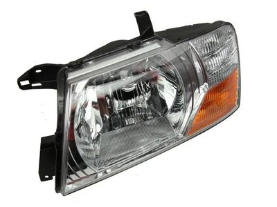 Левая Фара  Mitsubishi Pajero 2003-2007 Хром отражатель MN133753
