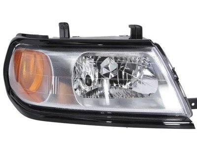 Правая фара  Mitsubishi Pajero Sport 2000-2008 Серый отражатель Рамка Хром 8301A316XA