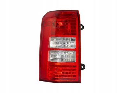 Левый Фонарь  Jeep Patriot 2007-2017  5160365AG