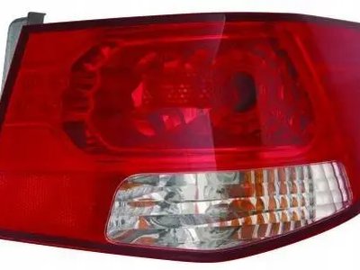 Правый фонарь Kia Cerato 2009-2012  924021M020