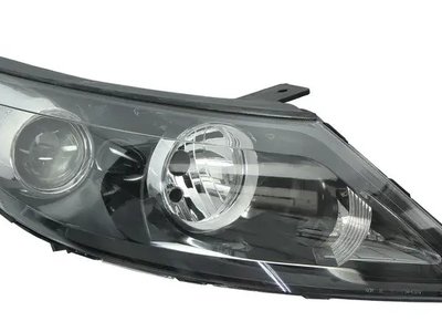 Правая фара  Kia Sportage Sl 2010-2015 без дхо 921023W021