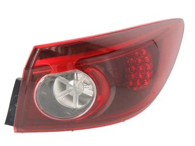 Правый Фонарь  Mazda 3 Bm Седан 2013-2016 Led B45B51150E