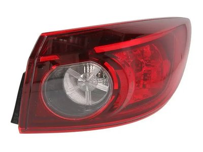 Правый фонарь Mazda 3 Bm Седан  2013-2016 Галоген B45A51150B