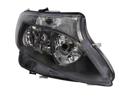 Правая фара  Mercedes Vito W447  2015- Галоген A4479065900