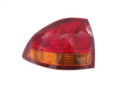 Лівий Ліхтар Mitsubishi Pajero Sport 2009-2015 8330A595