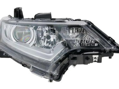 Права фара Mitsubishi Outlander 2015-2018 Крім Xl 8301C854