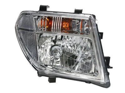 Фара Права Nissan Pathfinder Navara 2005-2010 26010Eb30C