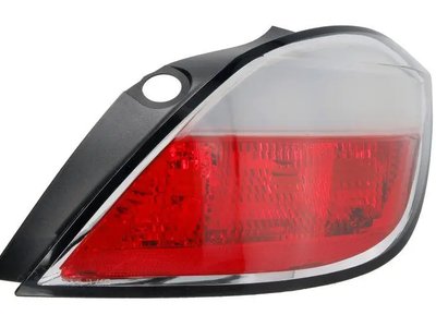 Правый Фонарь  Opel Astra H Хетчбек 2003-2007 1222112