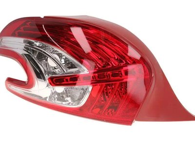 Лівий Ліхтар Peugeot 208 2012-2015 9672628280