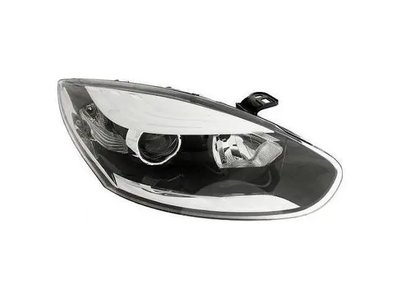 Правая фара  Renault Megane 2014-2016  260100923R