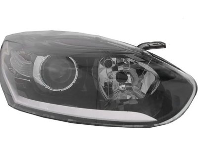 Правая фара Renault Megane 2014-2016 Темная с дхо 260105997R