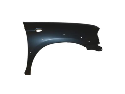Крило переднє праве Nissan Navara D22, NP 300 2002-2005  63112VK300