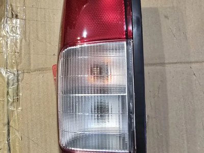 Лівий Ліхтар Nissan Np300 Frontier Pick Up D22 1997-2004 265553S20A
