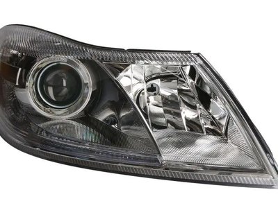 Права фара Skoda Octavia A5 2005-2009 1Z1941018S