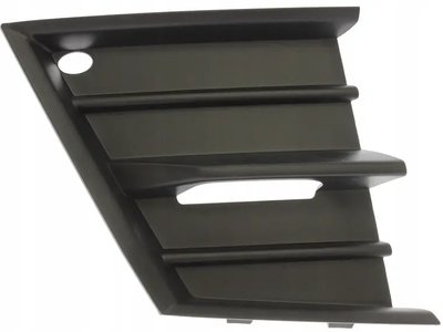 Решітка Бампера Права Skoda Fabia 2014-2018 6V0853666