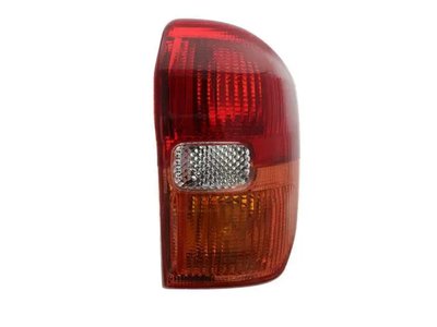 Правий Ліхтар Toyota Rav4 2001-2006 8155142060