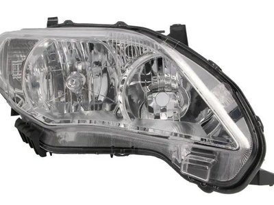 Права фара Toyota Corolla E14 E15 2010-2013 8113012D80