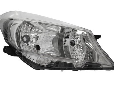 Права фара Toyota Yaris 2011-2014 811300D450