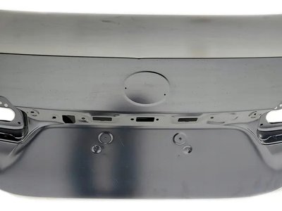 Кришка Багажника Toyota Corolla E18 2013-2018 європа 6440102A30
