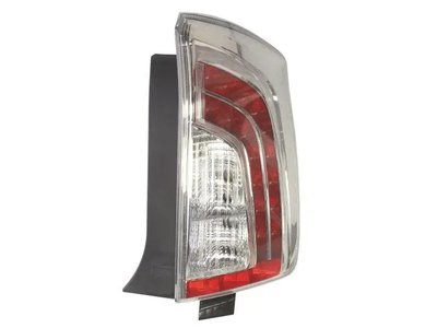 Правый Фонарь  Toyota Prius 2012-2015 Рестайлинг  8155147170