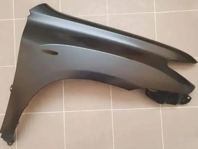 Крило праве Toyota Highlander 2010-2013 53801-0E080