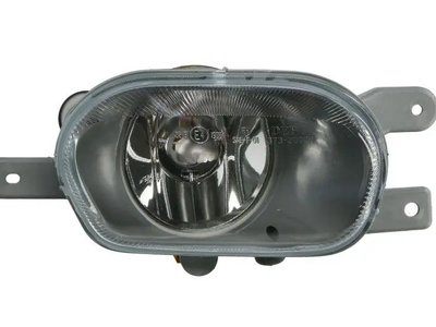 Права Протівотуманка Volvo Xc90 2002-2014 31111183