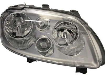 Правая Фара  Volkswagen Touran 2006-2010 1T0941006R