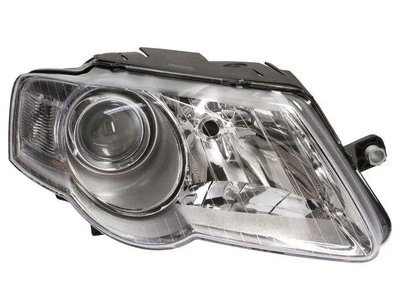 Правая фара  Volkswagen Passat B6 2005-2010 Тип Valeo  3C0941006M