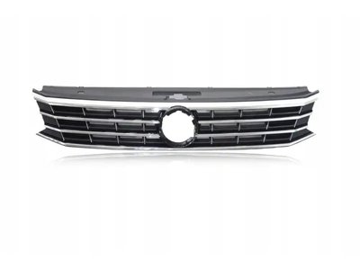 Решітка радіатора Volkswagen Passat B8 USA 2015-561853653C