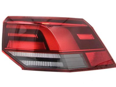 Правый Фонарь  Volkswagen Golf Хетчбек 2020-2024 Led 5H0945096B