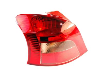 Левый фонарь Toyota Yaris 2006-2011  815610D110
