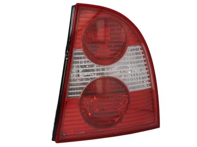 Правый Фонарь Volkswagen Passat 2000-2005 3B5945096AE