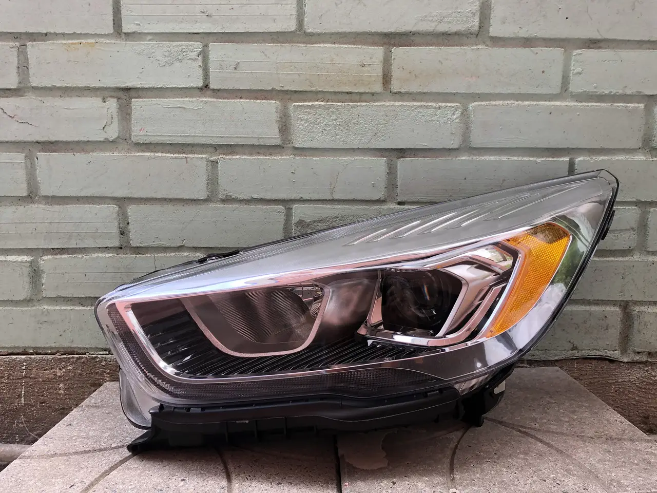 Фара Левая Ford Escape Kuga 2016-2020 Хром + Линза Led Gj5Z-13008-D — фото 1